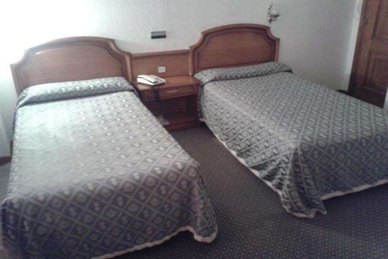 Senorial Hotel Madrid Buitenkant foto