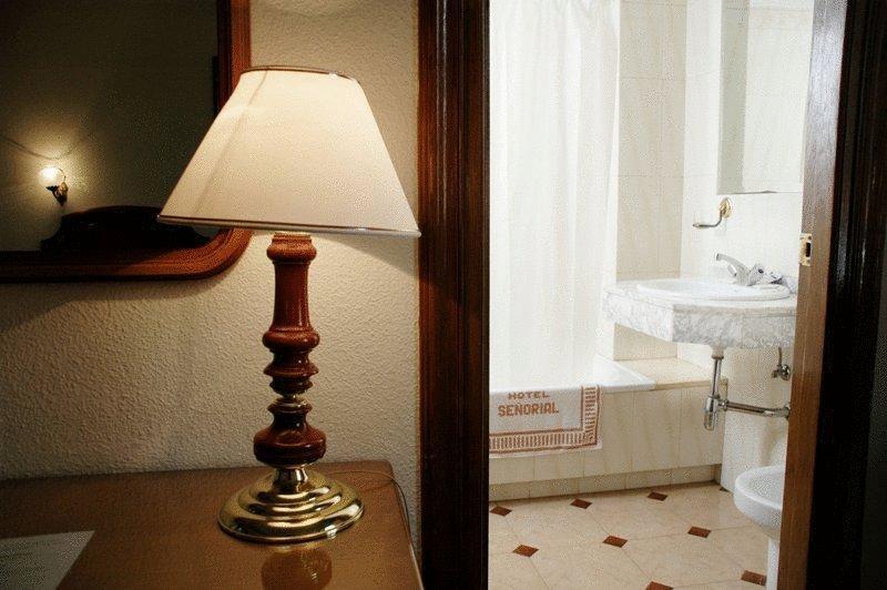 Senorial Hotel Madrid Kamer foto