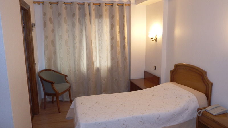 Senorial Hotel Madrid Buitenkant foto